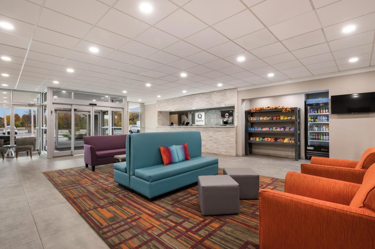 Clarion Hotel & Convention Center Joliet Zewnętrze zdjęcie