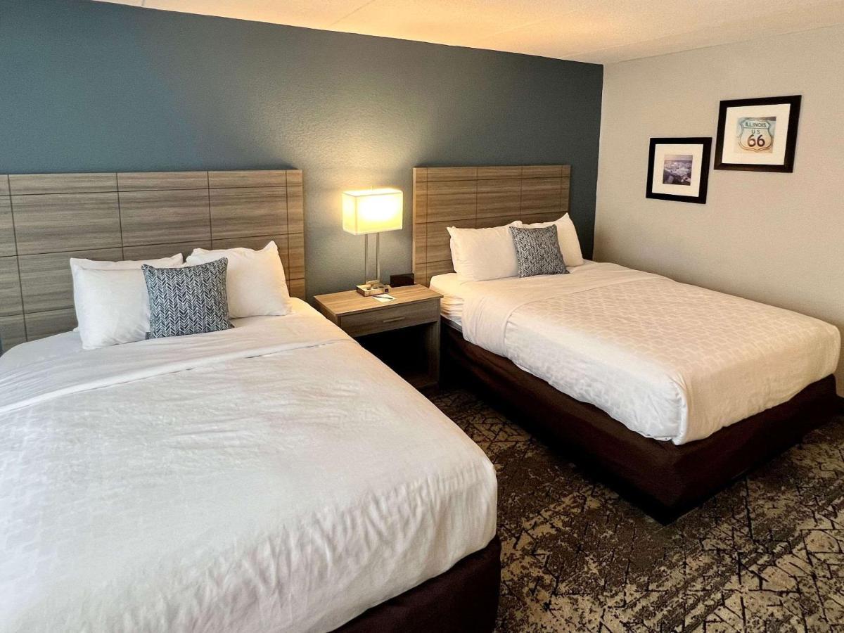 Clarion Hotel & Convention Center Joliet Zewnętrze zdjęcie