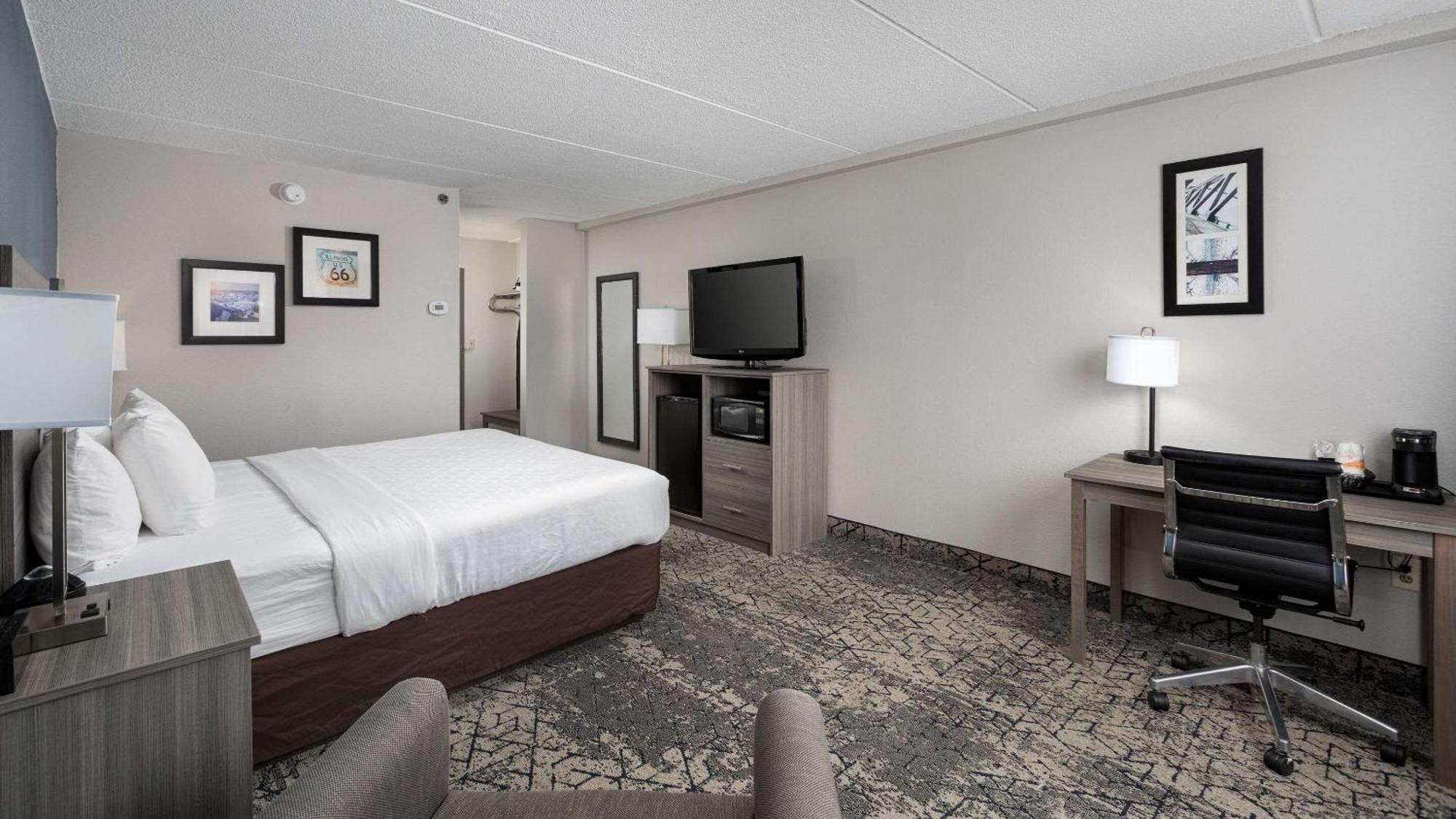 Clarion Hotel & Convention Center Joliet Zewnętrze zdjęcie