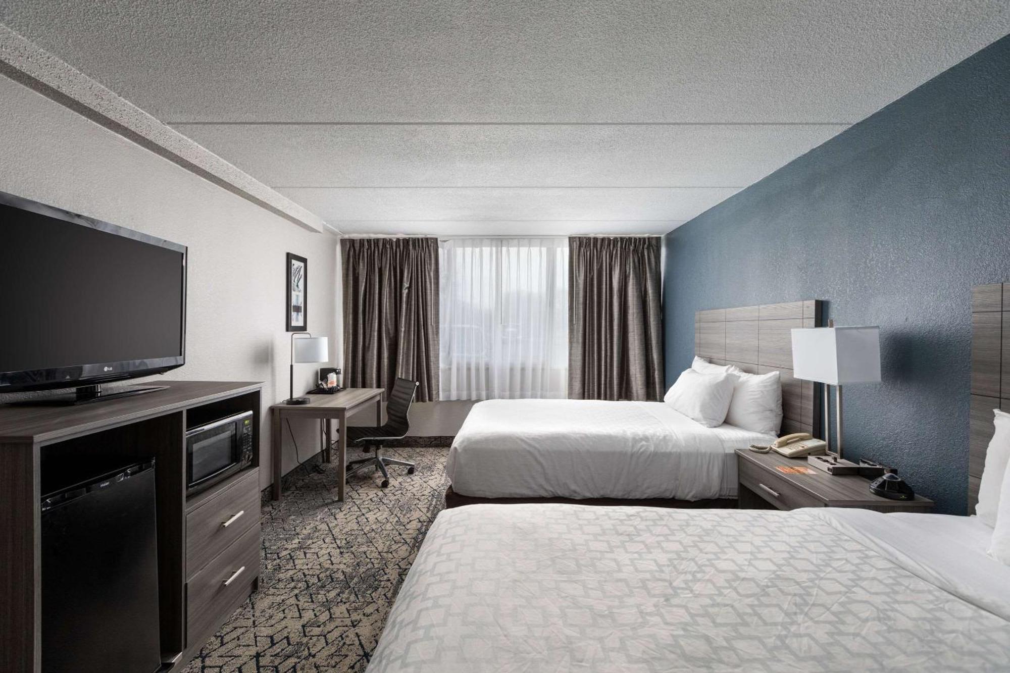 Clarion Hotel & Convention Center Joliet Zewnętrze zdjęcie